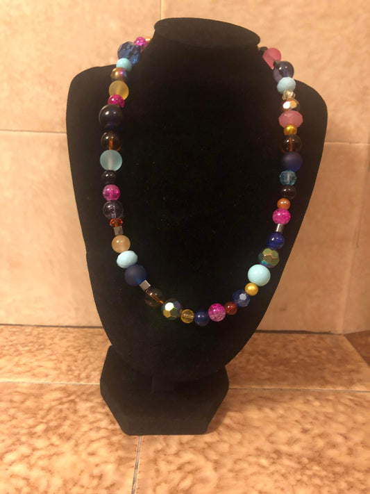 Vibrant skies necklace