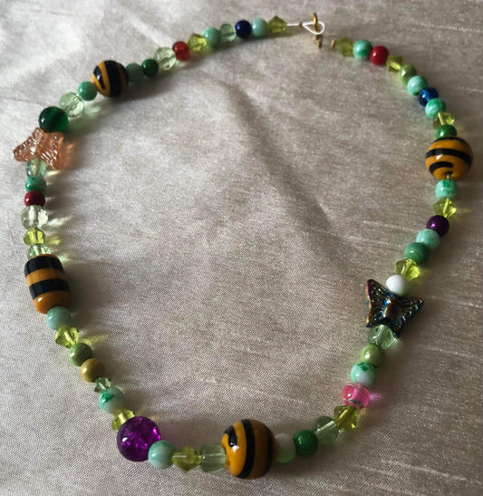 Bee meadow necklace