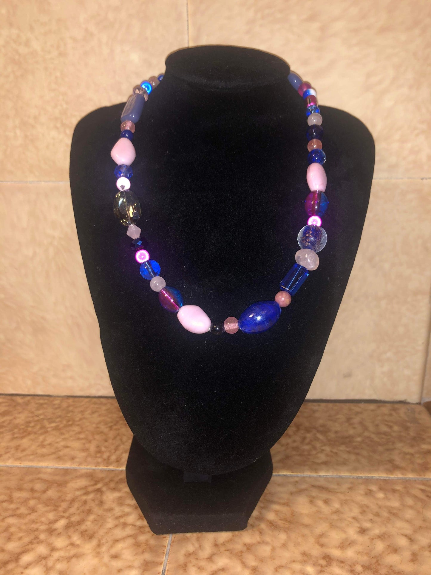 Pink pebbles necklace